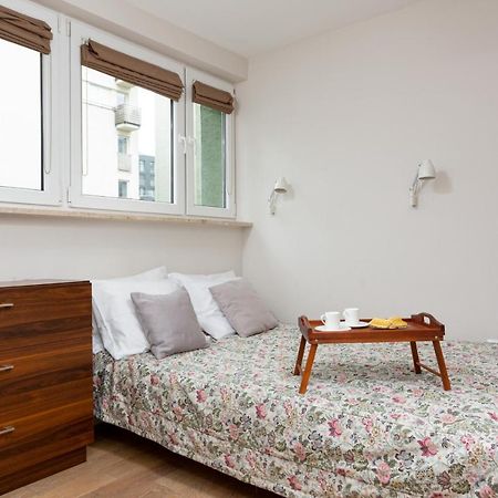 City Center Apartment Czerniakowska ワルシャワ エクステリア 写真