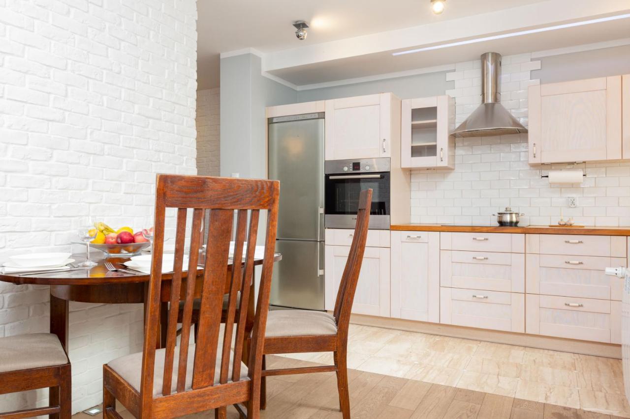 City Center Apartment Czerniakowska ワルシャワ エクステリア 写真
