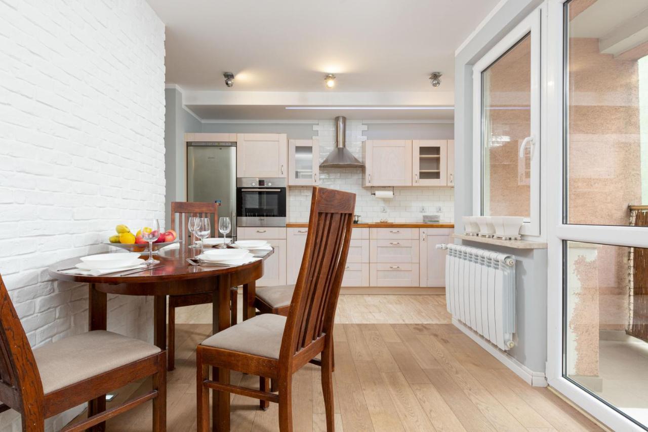 City Center Apartment Czerniakowska ワルシャワ エクステリア 写真